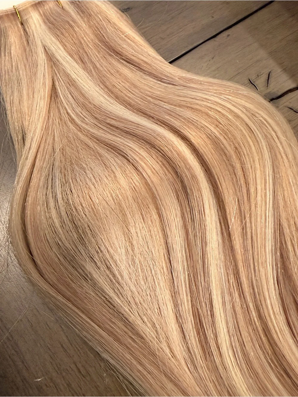 N/A 20” blonde